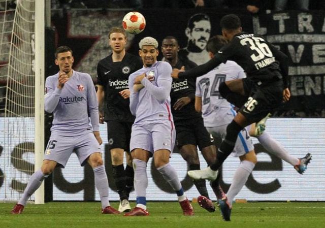 LOL新版本改动：芸阿娜和中路法师削弱