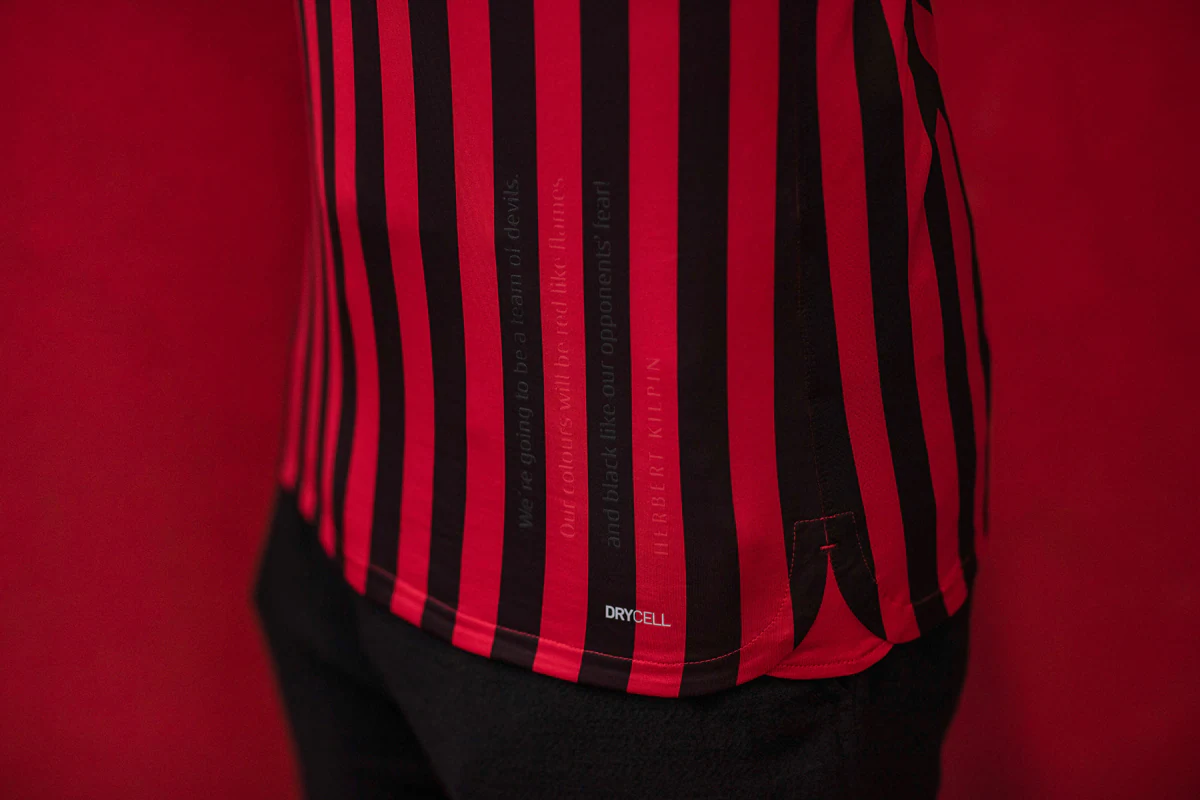 天狼之眼阵容怎么搭配(山海镜花阵容搭配最新)