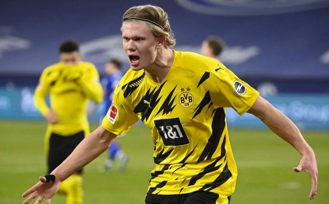 纸片人射击卡拉彼丘迎来首个周年，清凉夏日海量福利不玩不行